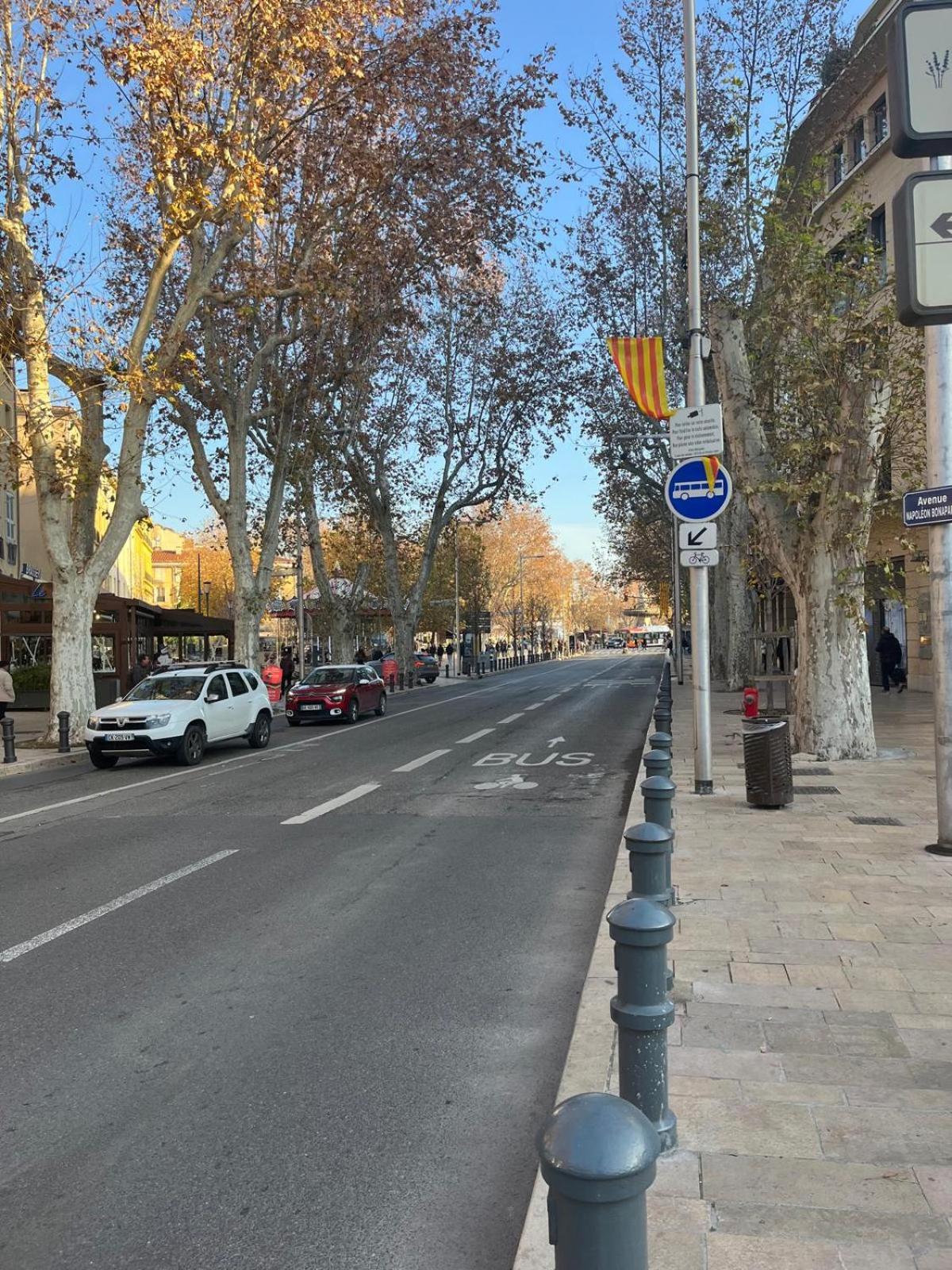 L'Amandier - Joli Appartement T3 Neuf Centre Ville A 2 Pas De La Rotonde Mirabeau Et Des Allees Provencales Aix-en-Provence Exterior foto
