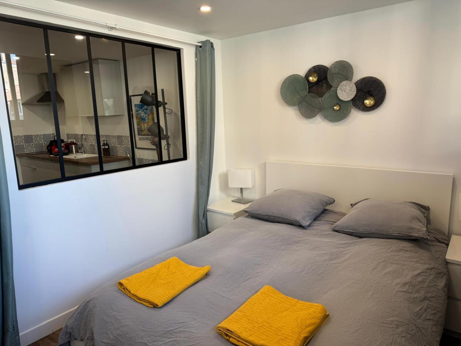L'Amandier - Joli Appartement T3 Neuf Centre Ville A 2 Pas De La Rotonde Mirabeau Et Des Allees Provencales Aix-en-Provence Exterior foto