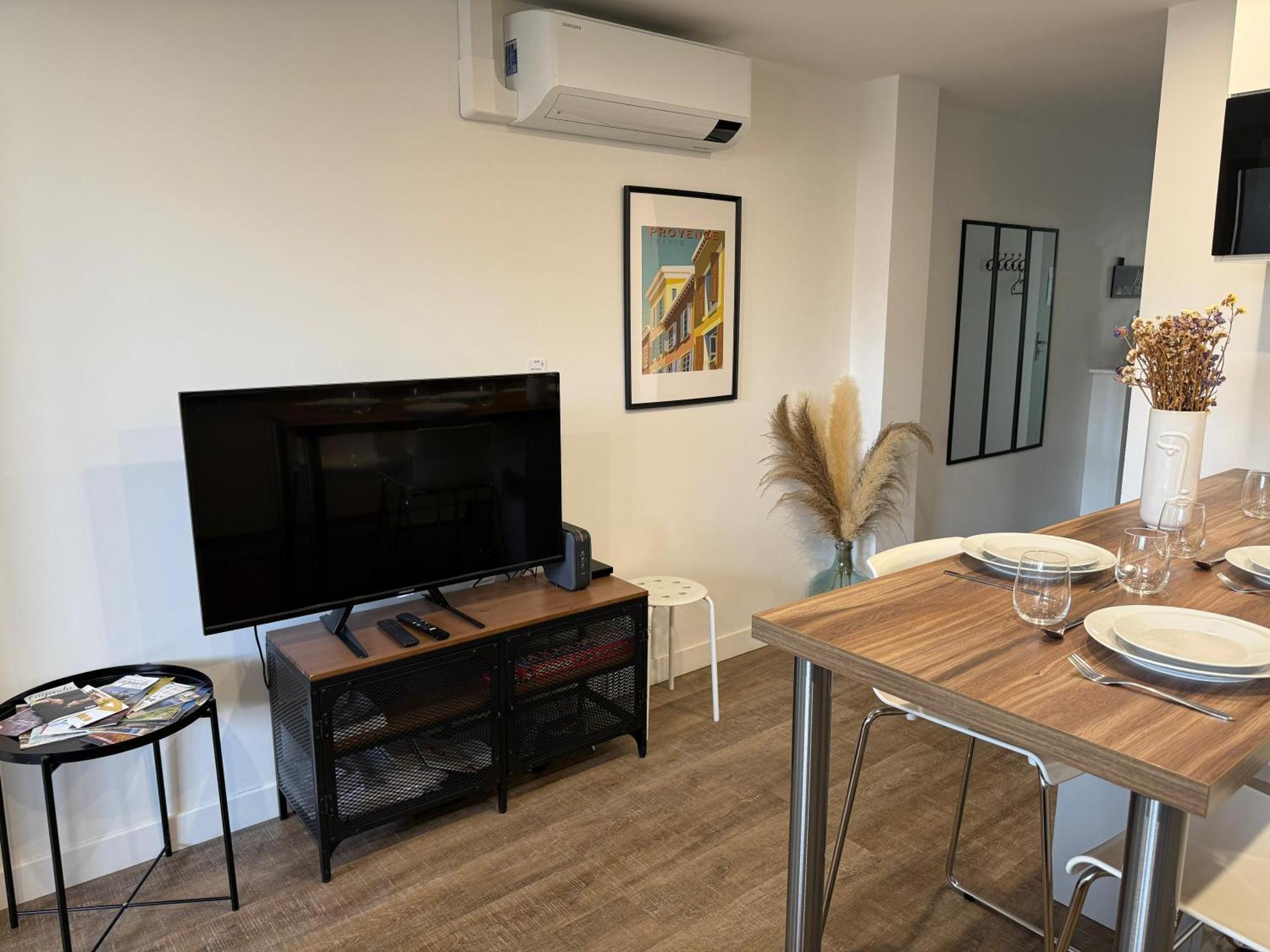 L'Amandier - Joli Appartement T3 Neuf Centre Ville A 2 Pas De La Rotonde Mirabeau Et Des Allees Provencales Aix-en-Provence Exterior foto